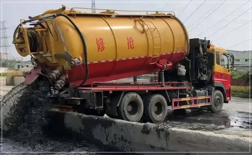 西双版纳污水池清理